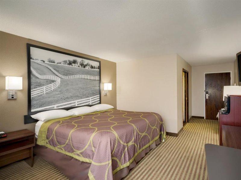 Super 8 By Wyndham Lexington Hamburg Area Hotel Exterior photo