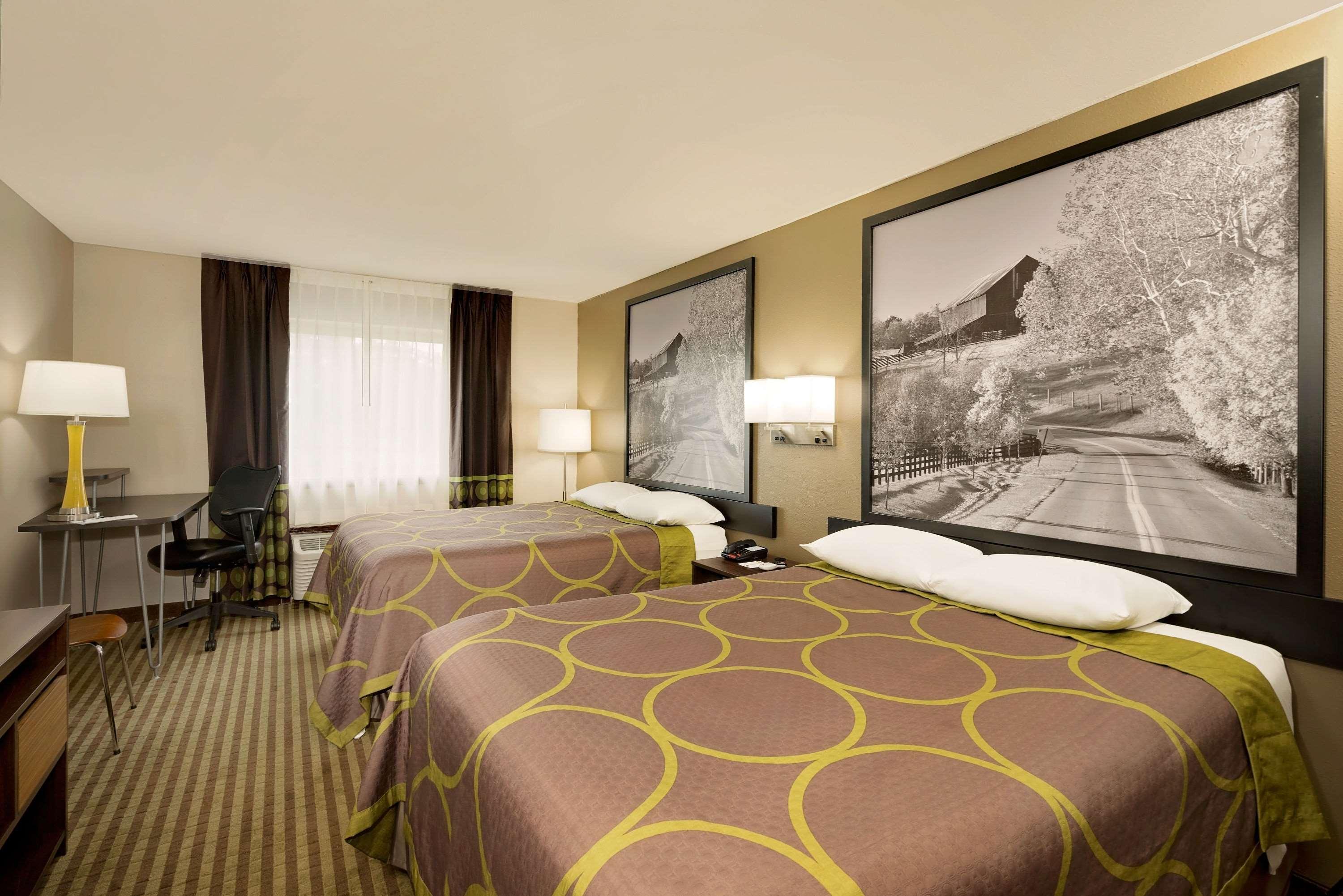 Super 8 By Wyndham Lexington Hamburg Area Hotel Exterior photo